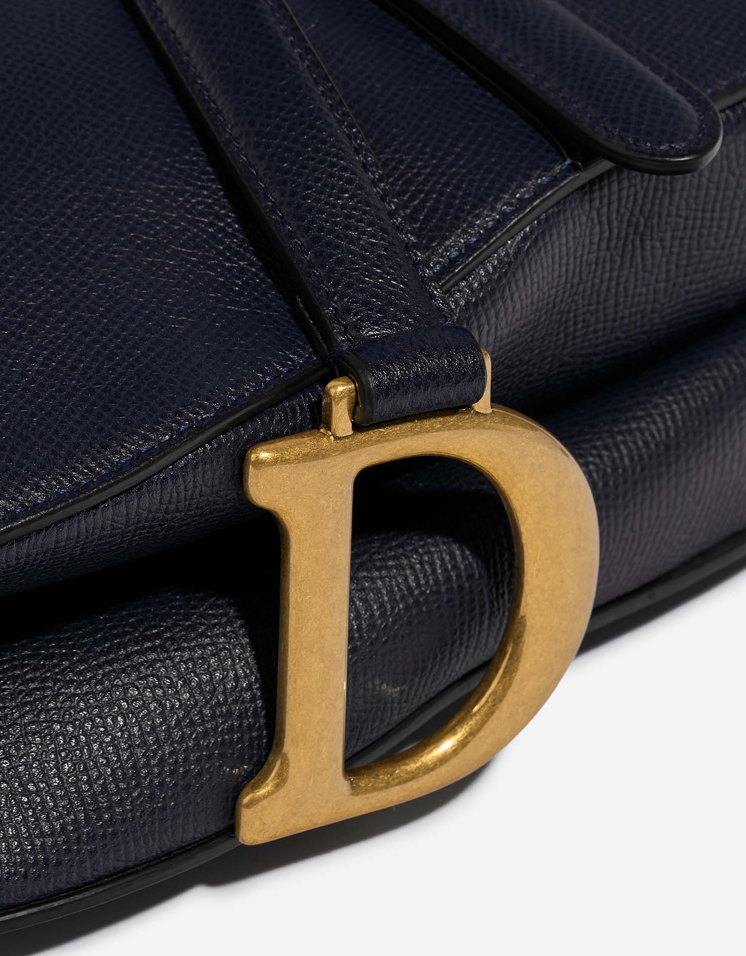 Dior Saddle Medium DarkBlue Closing System | Vendez votre sac de créateur sur Saclab.com