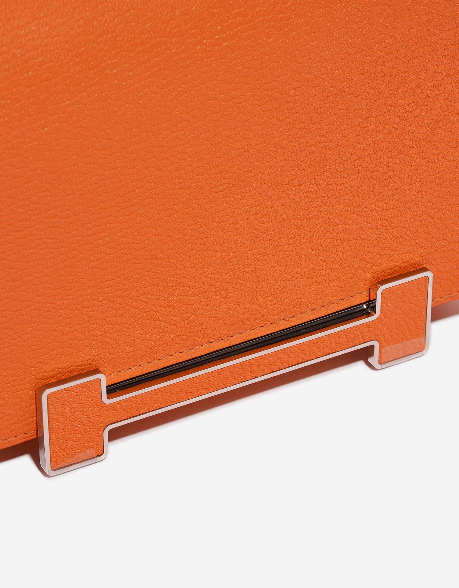 Hermès Geta Orange Closing System  | Sell your designer bag on Saclab.com