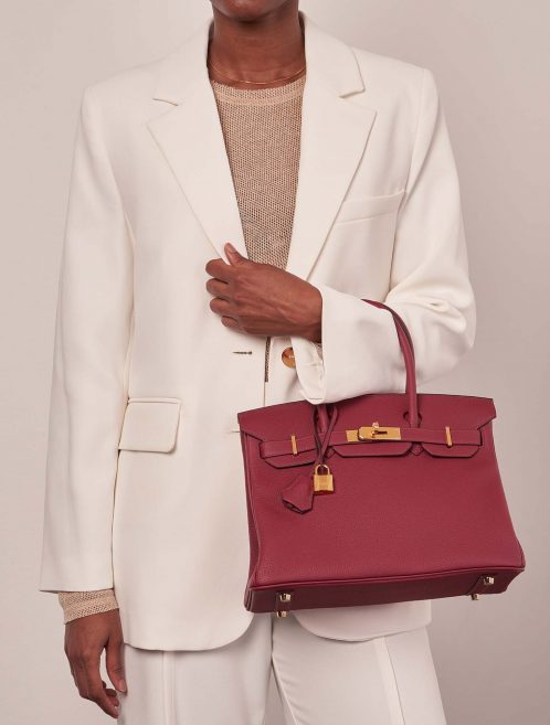 Hermès Birkin 30 RougeGrenat Tailles Porté | Vendez votre sac de créateur sur Saclab.com