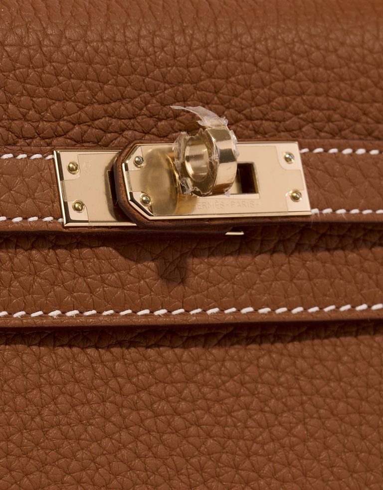 Hermès Kelly 25 Or-GrisPerle Système de fermeture | Vendez votre sac de créateur sur Saclab.com