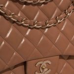 Chanel Timeless Maxi Cognac Closing System  | Sell your designer bag on Saclab.com