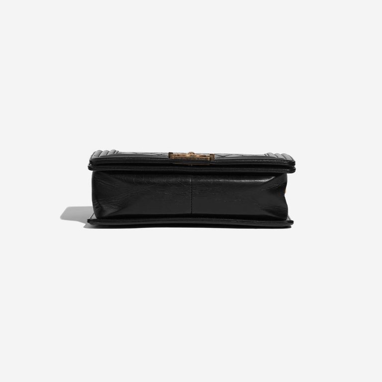 Chanel Boy OldMedium Black Bottom  | Sell your designer bag on Saclab.com