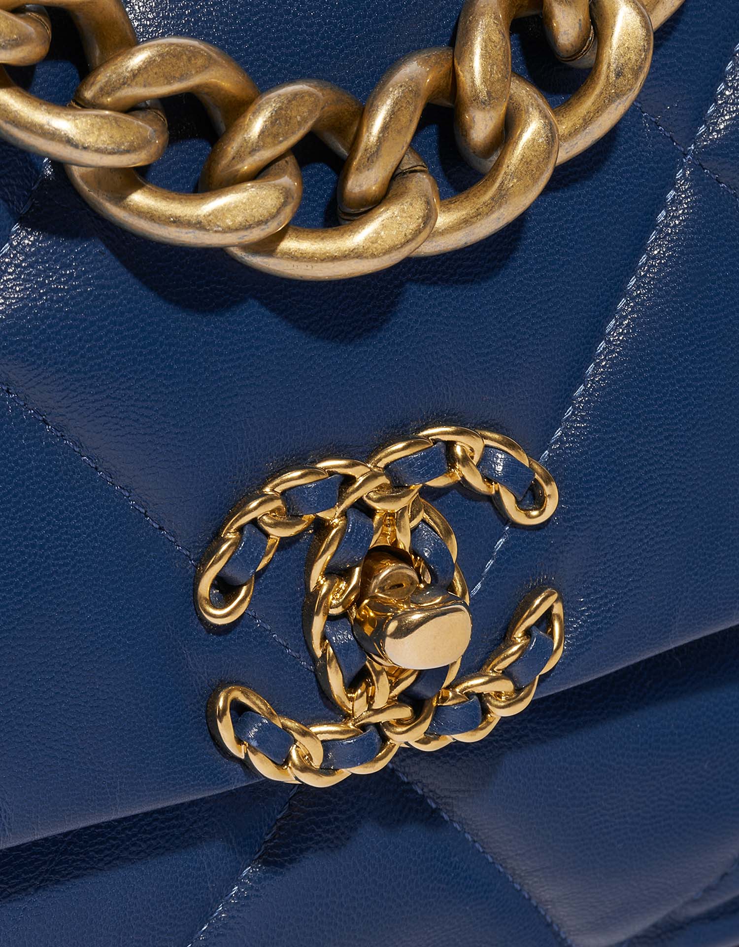 Chanel 19 Large Flap Bag Lamb Blue | SACLÀB