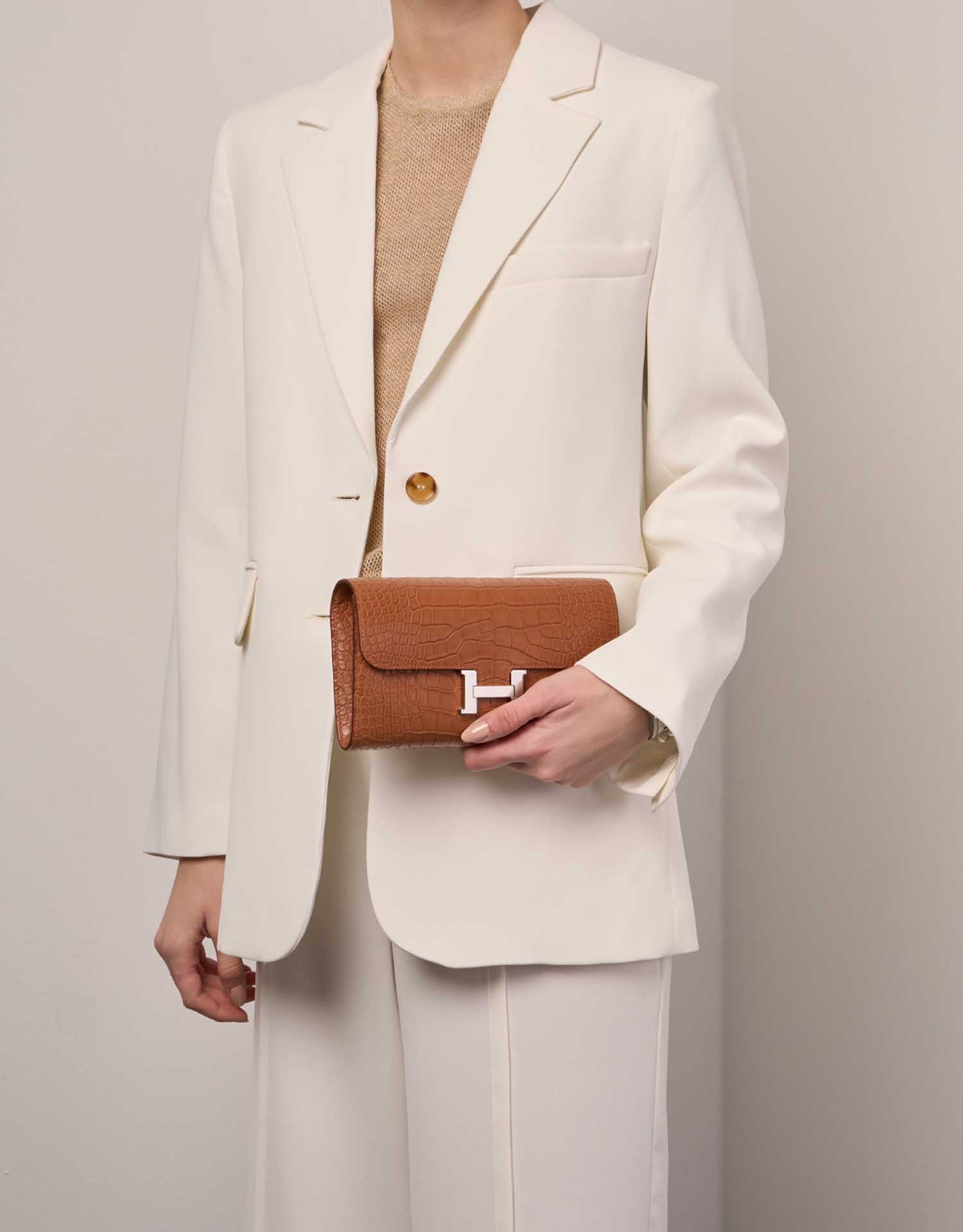Hermès ConstanceToGo Regular Gold Sizes Worn | Sell your designer bag on Saclab.com