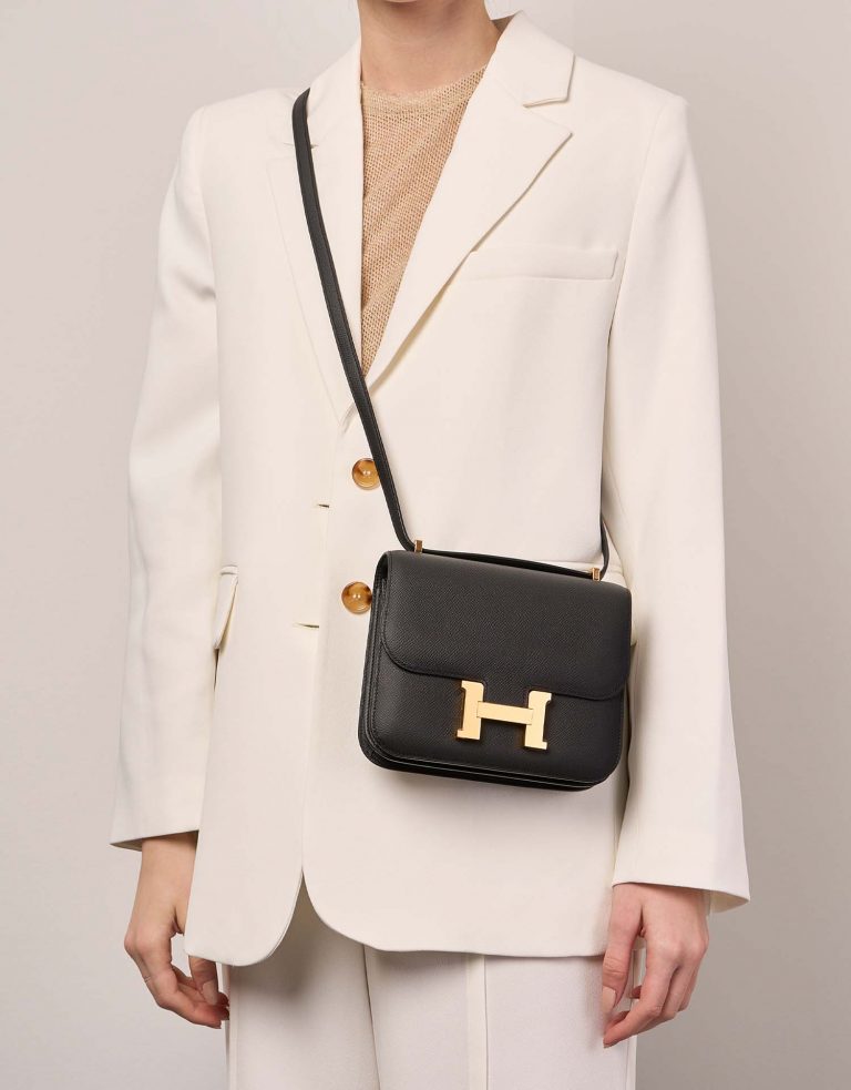 Hermès Constance 18 Black Front  | Sell your designer bag on Saclab.com