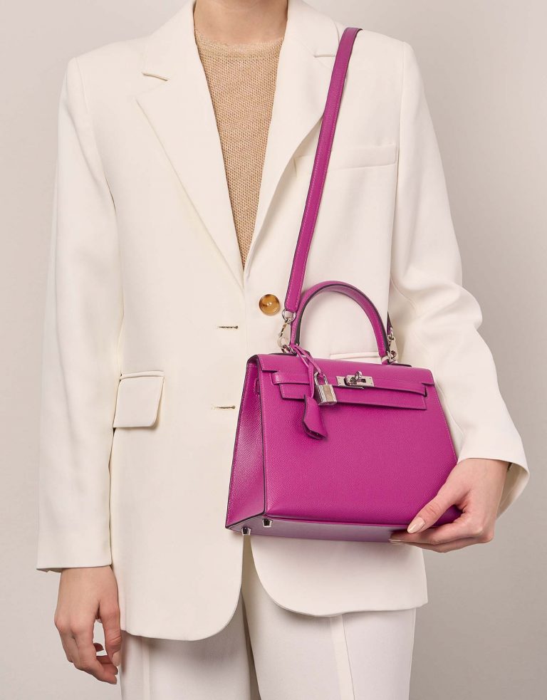 Hermès Kelly 25 Magnolia Front  | Sell your designer bag on Saclab.com