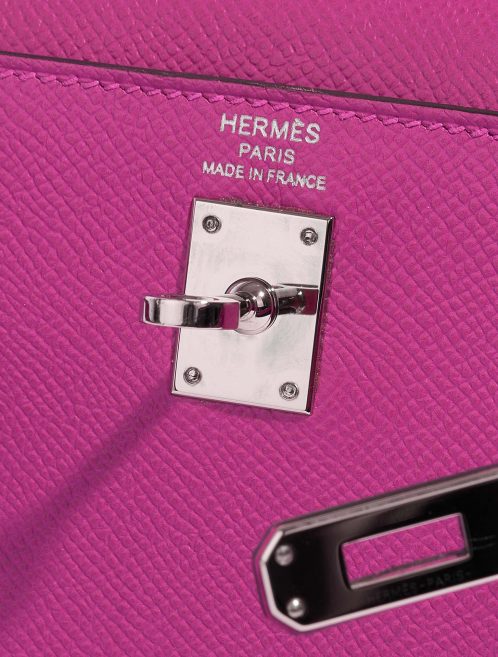 Hermès Kelly 25 Magnolia Logo  | Sell your designer bag on Saclab.com