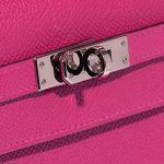 Pre-owned Hermès bag Kelly 25 Epsom Rose Pourpre Violet Closing System | Sell your designer bag on Saclab.com