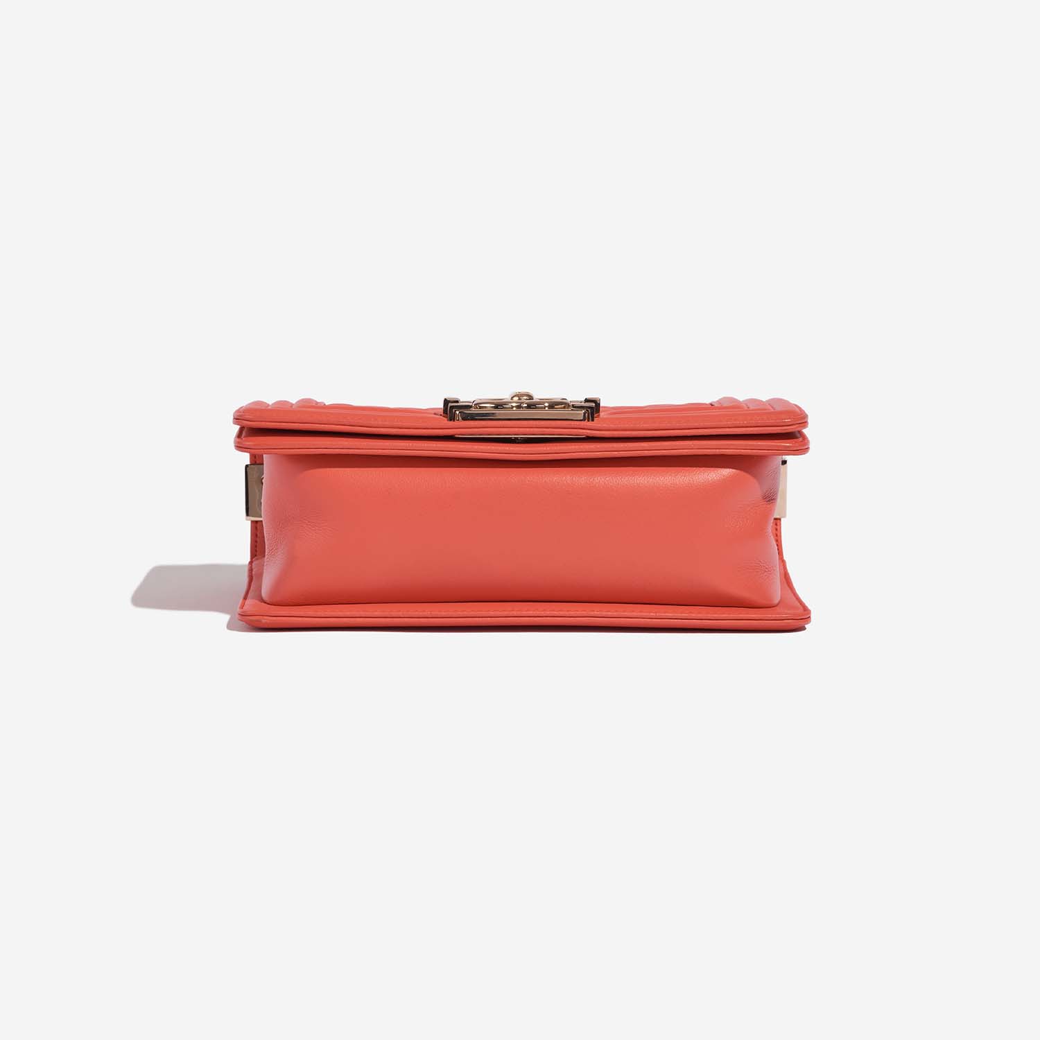Chanel Boy Small Salmon Bottom  | Sell your designer bag on Saclab.com