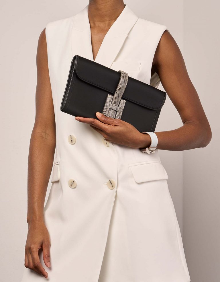 Pre-owned Hermès bag Jige Clutch Salvator Lizard / Swift Ombré / Black Black Front | Sell your designer bag on Saclab.com