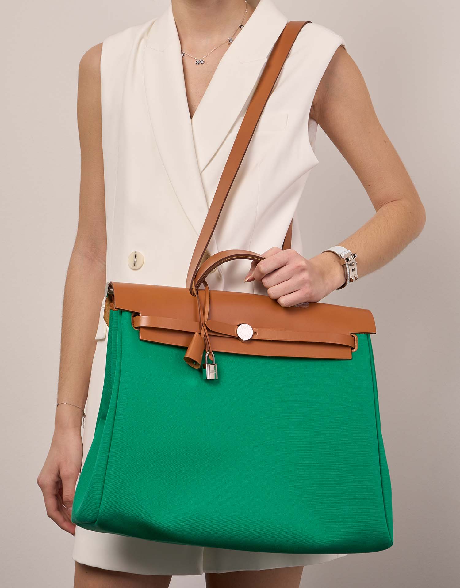 Hermès Herbag 39 GreenBlue Sizes Worn | Sell your designer bag on Saclab.com