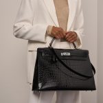 Hermès Kelly 40 Black 1M | Sell your designer bag on Saclab.com