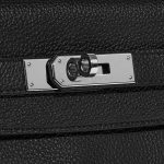 Hermès Kelly 28 Black Closing System  | Sell your designer bag on Saclab.com