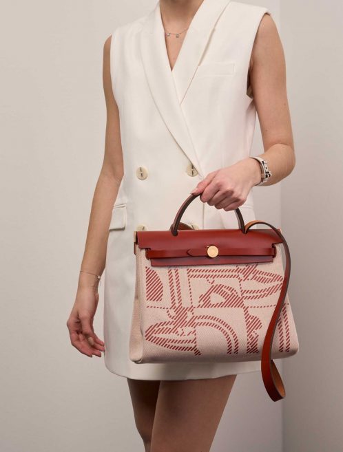 Hermès Herbag 31 Cuivre-Ecru-Beige Größen Getragen | Verkaufen Sie Ihre Designer-Tasche auf Saclab.com