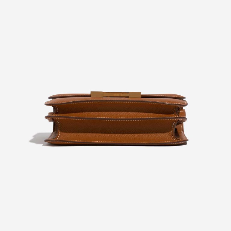 Hermès Constance 18 Gold Bottom  | Sell your designer bag on Saclab.com