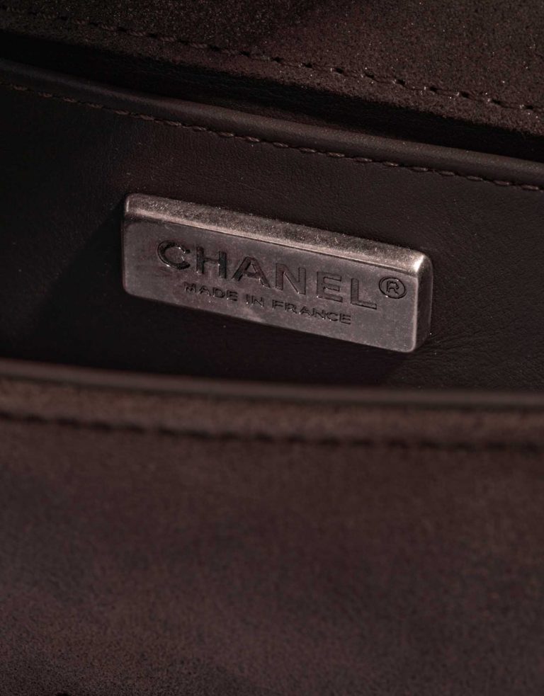 Chanel Boy Micro Brown-Gold Logo | Vendez votre sac de créateur sur Saclab.com