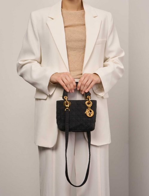 Dior Lady Mini Black Sizes Worn | Sell your designer bag on Saclab.com