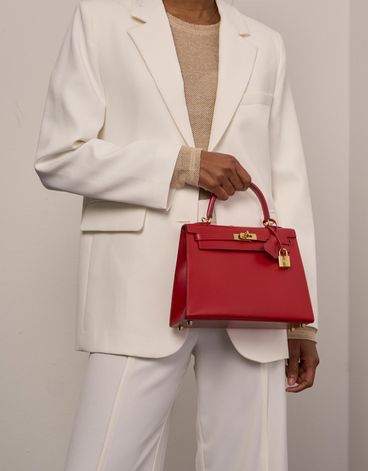 Hermès Kelly 25 Tadelakt Rouge Vif | SACLÀB