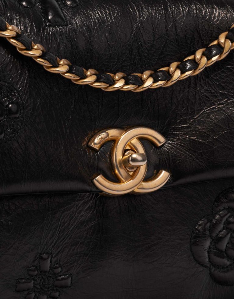 Chanel Timeless Medium Black Closing System  | Sell your designer bag on Saclab.com