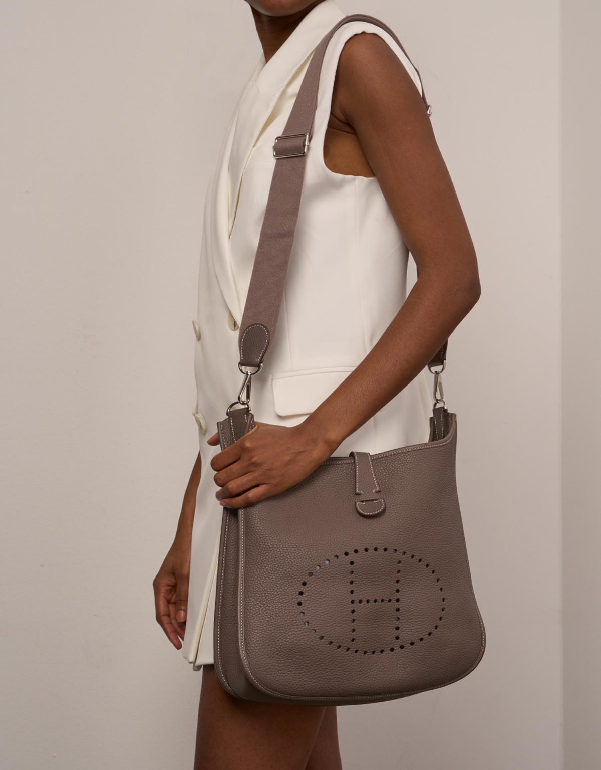 Hermès Evelyne 33 Taurillon Clemence Etoupe SACLÀB