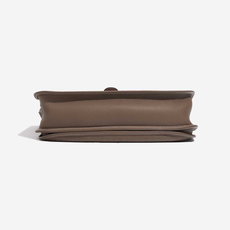 Hermès Evelyne 33 Etoupe Bottom  | Sell your designer bag on Saclab.com