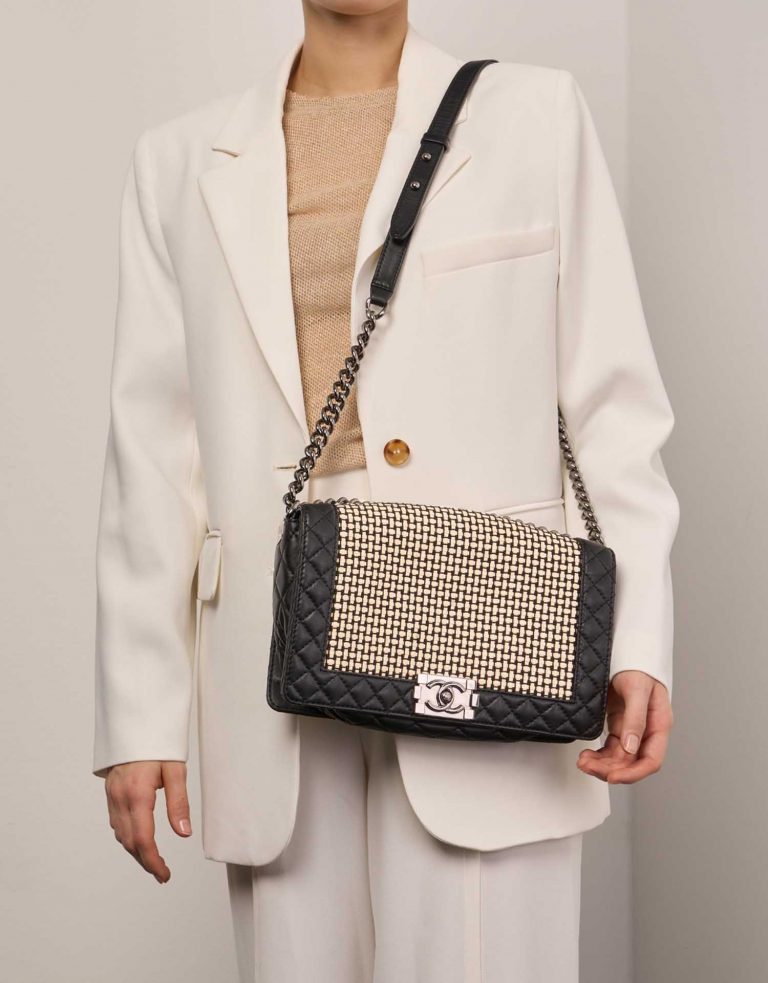 Chanel Boy Large Black-Beige 1M | Sell your designer bag on Saclab.com