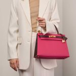 Hermès Kelly 28 RoseTyrien-Chocolate 1M | Sell your designer bag on Saclab.com