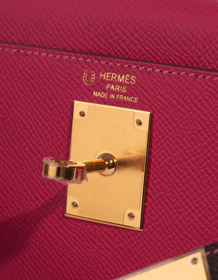 Hermès Kelly 28 RoseTyrien-Chocolate Logo | Verkaufen Sie Ihre Designertasche auf Saclab.com