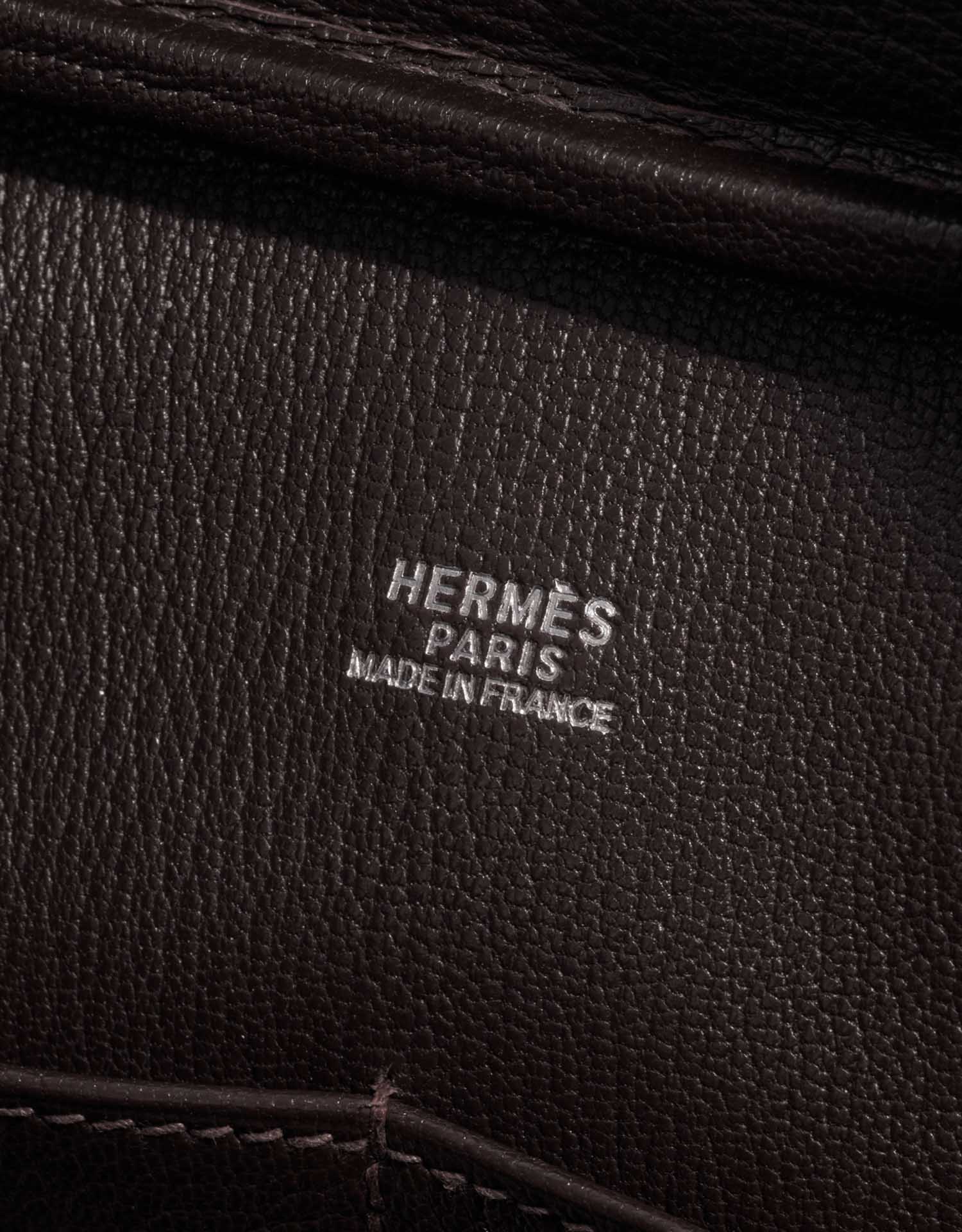 Hermès Plume 32 Chocolate Logo  | Sell your designer bag on Saclab.com