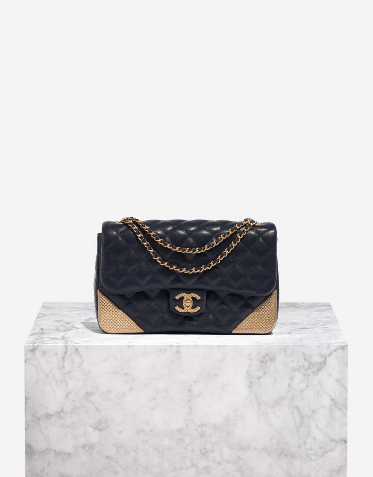Chanel Classique Medium Marine Front | Vendez votre sac de créateur sur Saclab.com