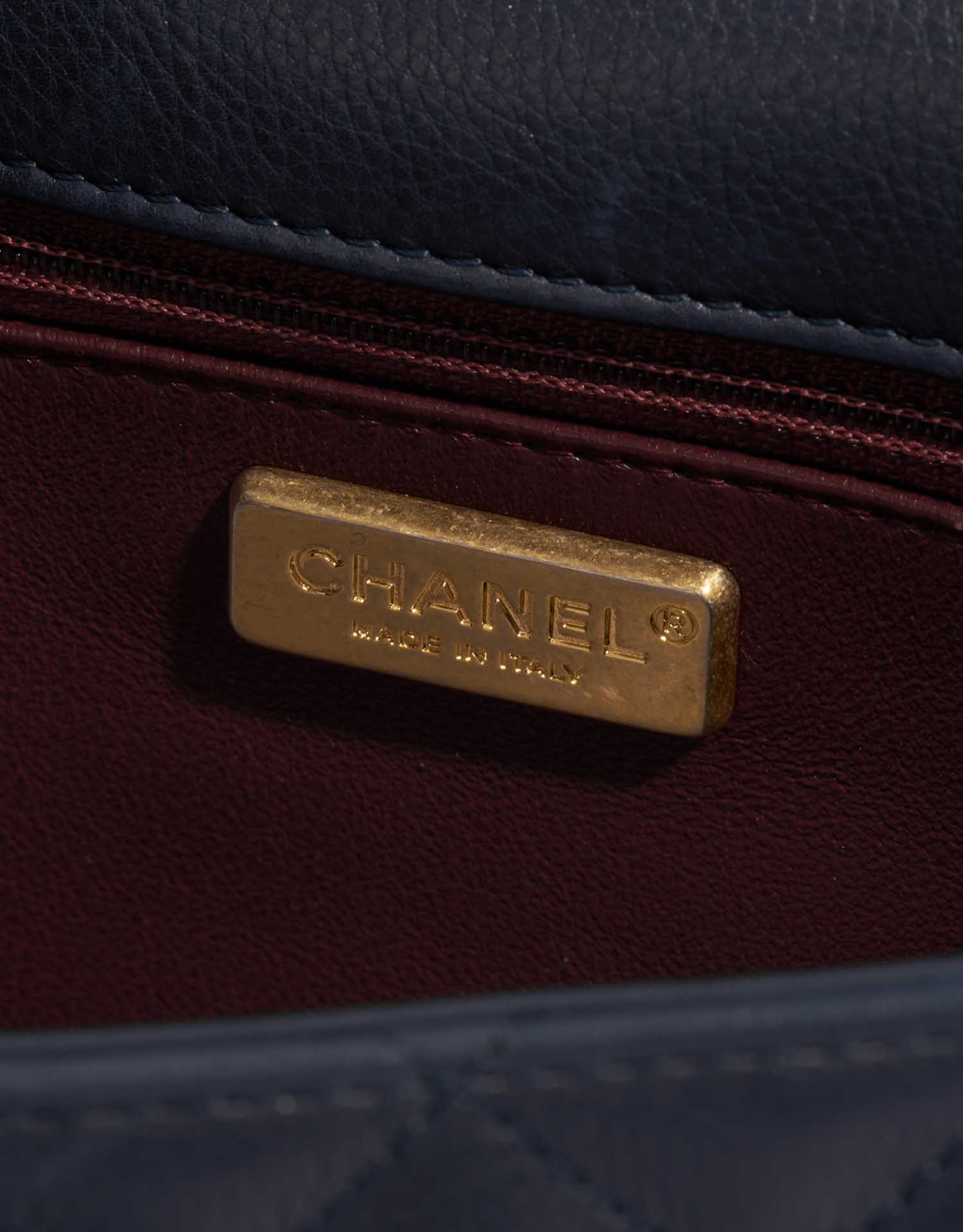 Chanel Classique Medium Marine Logo | Vendez votre sac de créateur sur Saclab.com