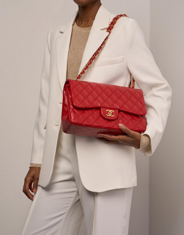 Chanel Timeless Jumbo Red Sizes Worn | Sell your designer bag on Saclab.com