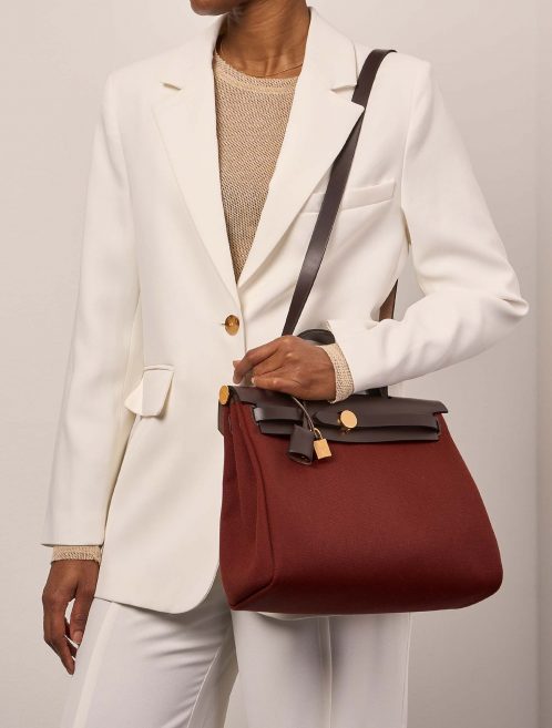 Hermès Herbag 31 RougeH-Ebene Sizes Worn | Sell your designer bag on Saclab.com