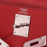 Hermès Kelly 28 RougeCasaque Logo  | Sell your designer bag on Saclab.com
