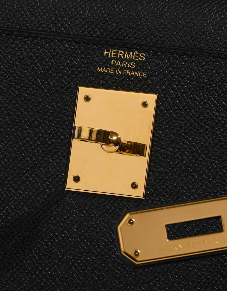 Hermès Kelly 32 Black Logo | Vendez votre sac de créateur sur Saclab.com