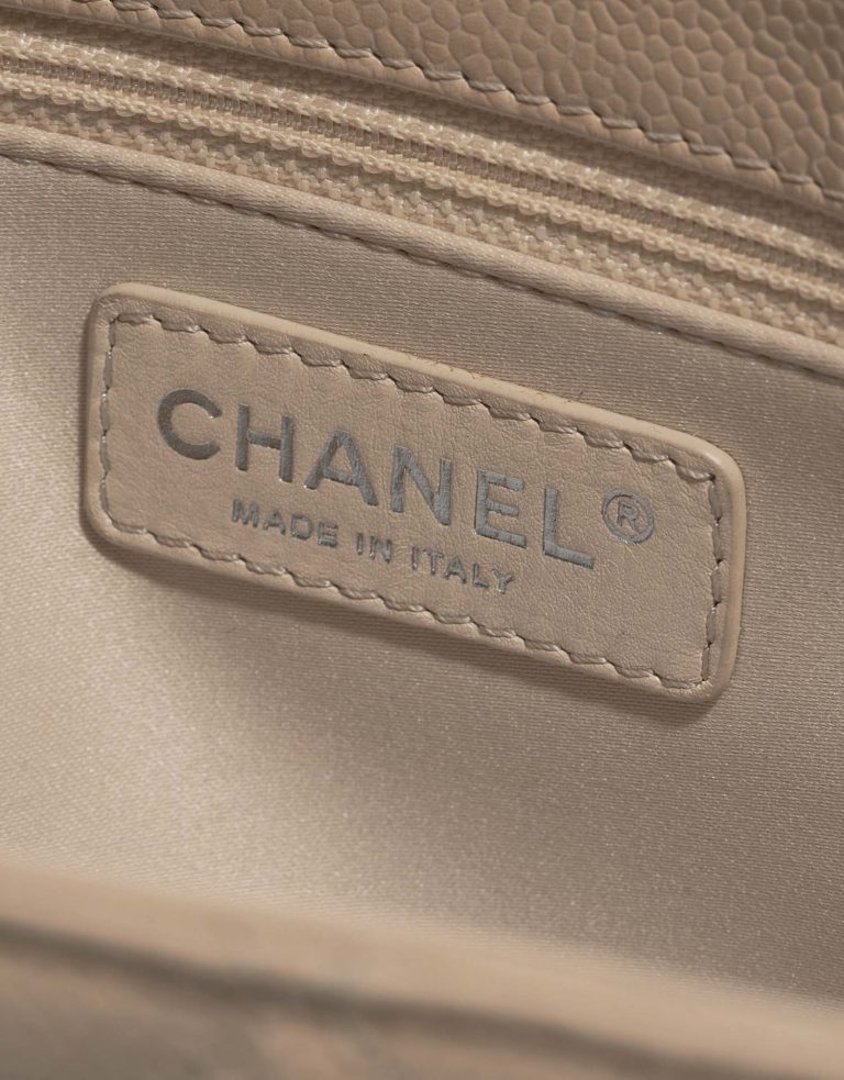 Chanel ShoppingTote Grand Beige Logo  | Sell your designer bag on Saclab.com