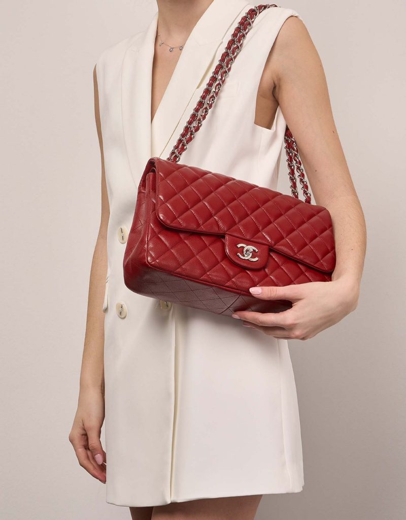 Chanel Timeless Jumbo Red Sizes Worn | Sell your designer bag on Saclab.com