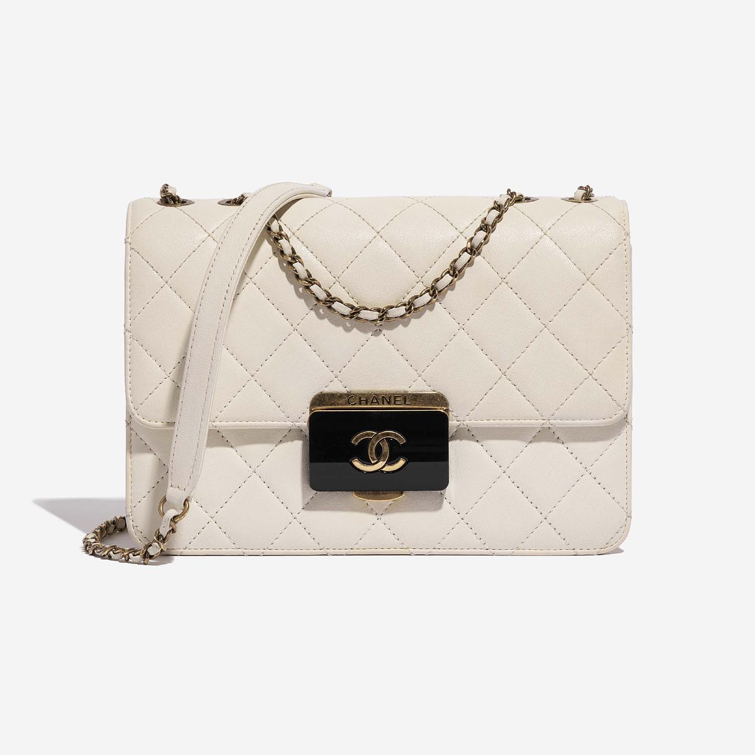 Chanel TimelessFlap Creme 2F S | Sell your designer bag on Saclab.com