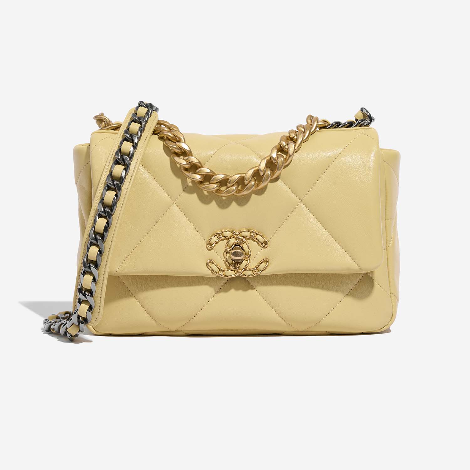 Chanel 19 FlapBag PastelYellow Front | Vendez votre sac de créateur sur Saclab.com