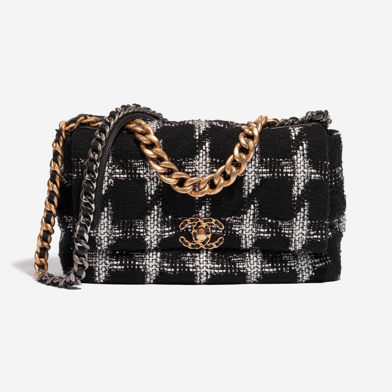 Chanel 19 LargeFlapBag Black-White 2F S | Sell your designer bag on Saclab.com