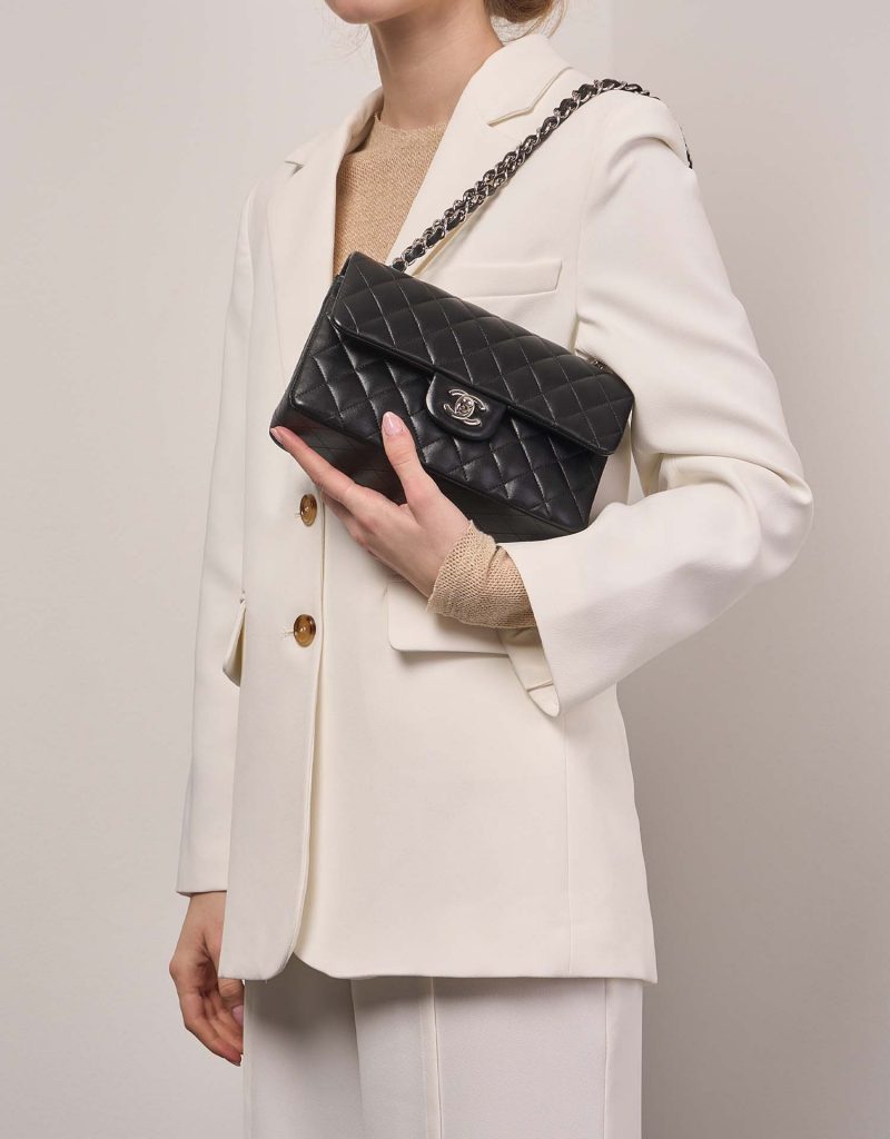 Chanel Timeless Small Black 1M | Sell your designer bag on Saclab.com