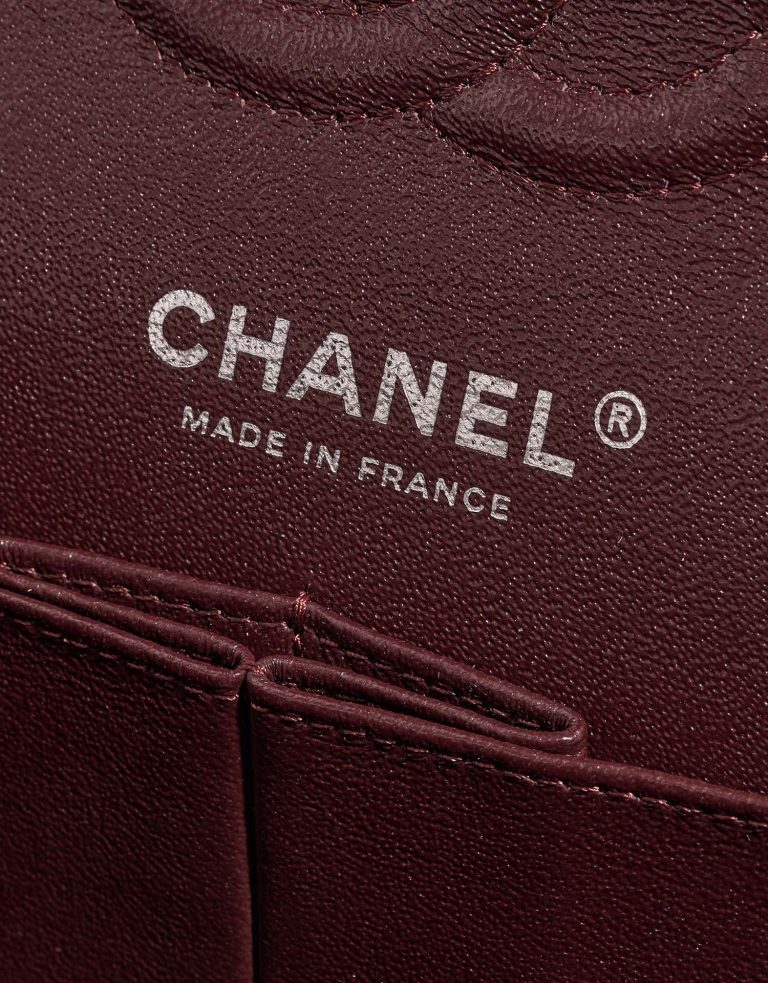 Chanel Timeless Klein Schwarz Logo | Verkaufen Sie Ihre Designer-Tasche auf Saclab.com