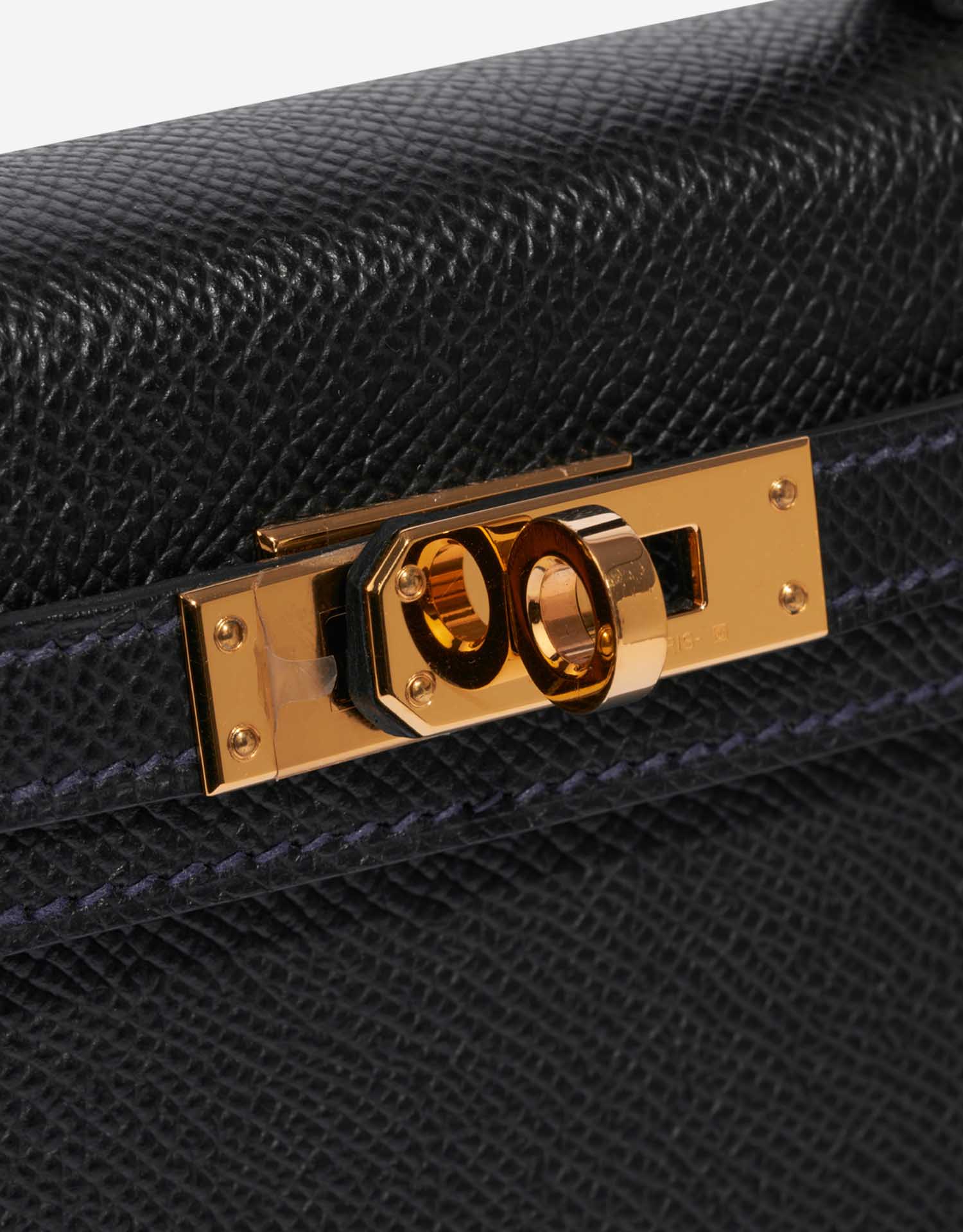 Pre-owned Hermès Tasche Kelly HSS Mini Epsom Schwarz / Blau Indigo Schwarz Closing System | Verkaufen Sie Ihre Designer-Tasche auf Saclab.com