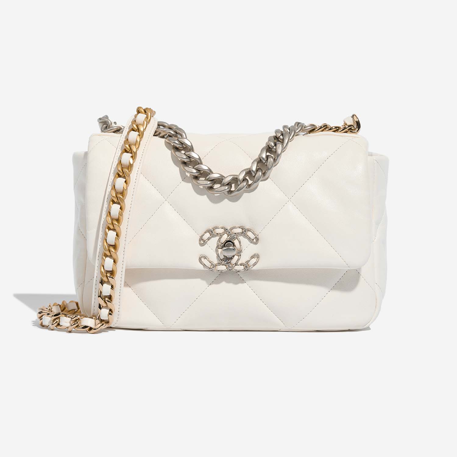 Chanel 19 FlapBag White Front | Vendez votre sac de créateur sur Saclab.com