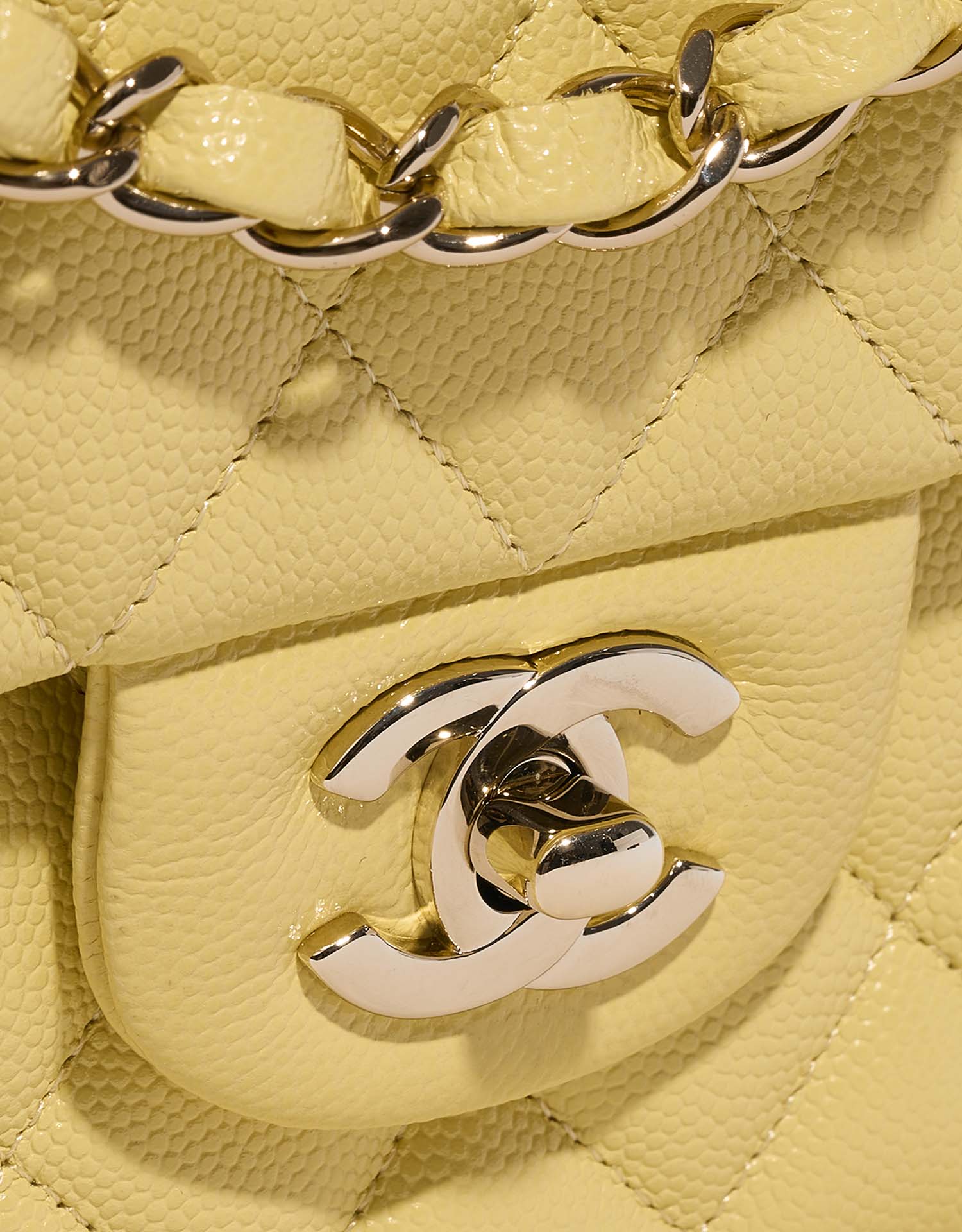 Chanel Timeless Medium PastelYellow Closing System  | Sell your designer bag on Saclab.com