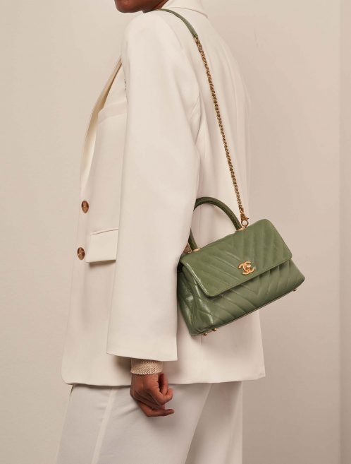 Chanel TimelessHandle Small Green Sizes Worn | Sell your designer bag on Saclab.com