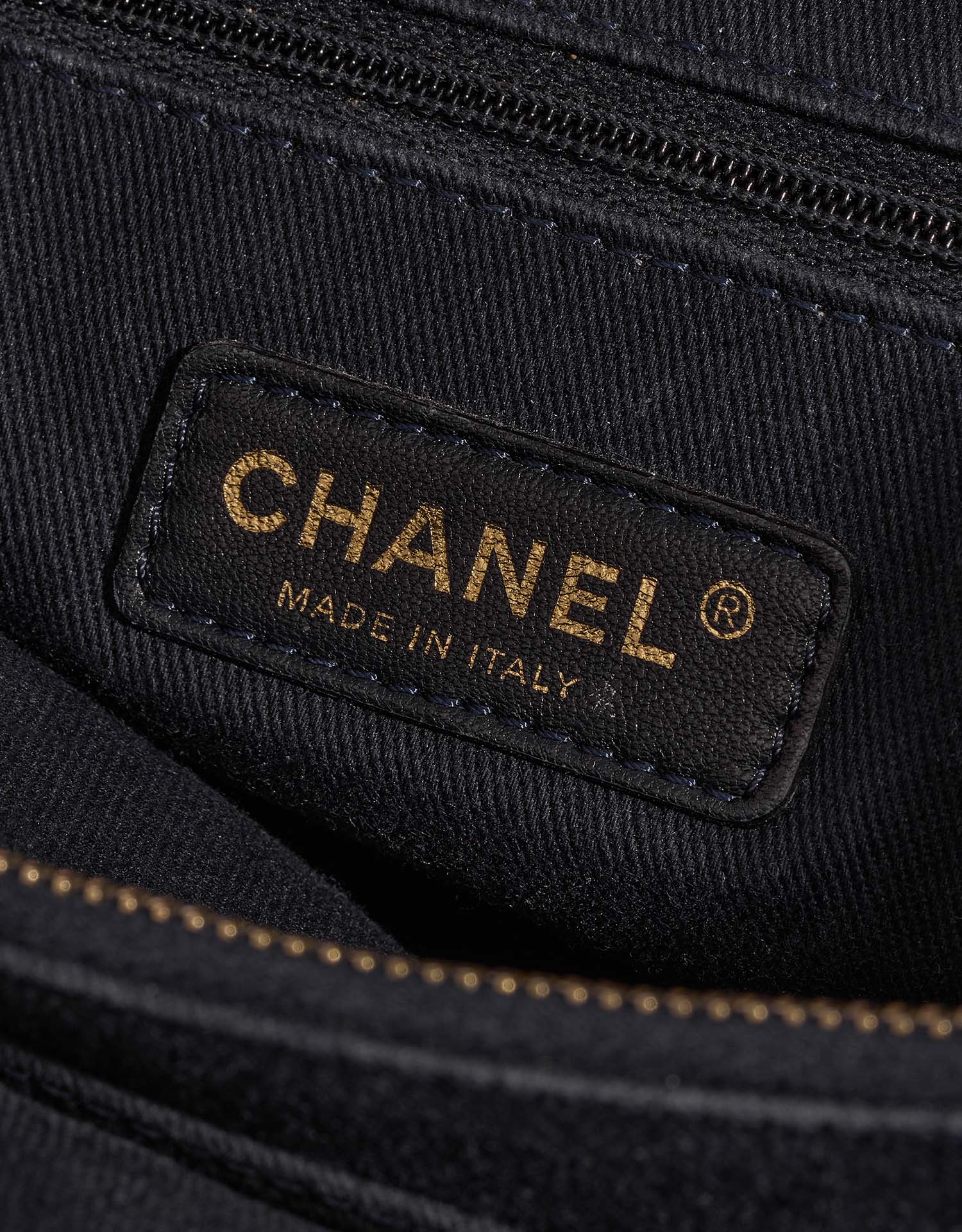Chanel ShoppingTote Grand Rose Logo  | Sell your designer bag on Saclab.com
