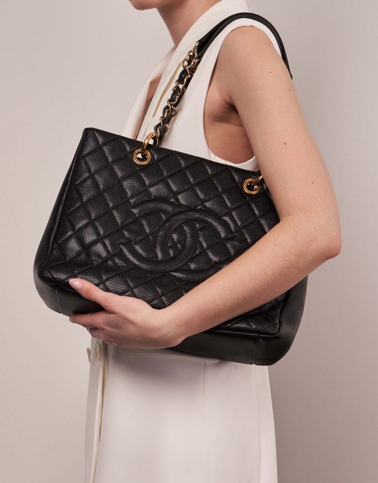 Chanel ShoppingTote Grand Black 0F | Vendez votre sac de créateur sur Saclab.com