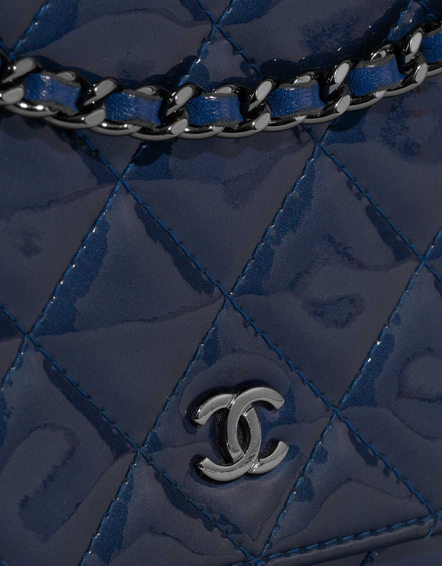 Chanel Timeless WOC Blue Closing System  | Sell your designer bag on Saclab.com