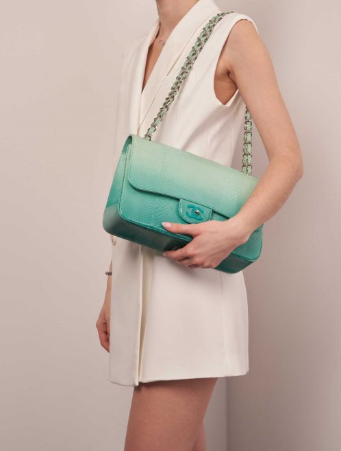 Chanel Timeless Jumbo Turquoise Sizes Worn | Sell your designer bag on Saclab.com